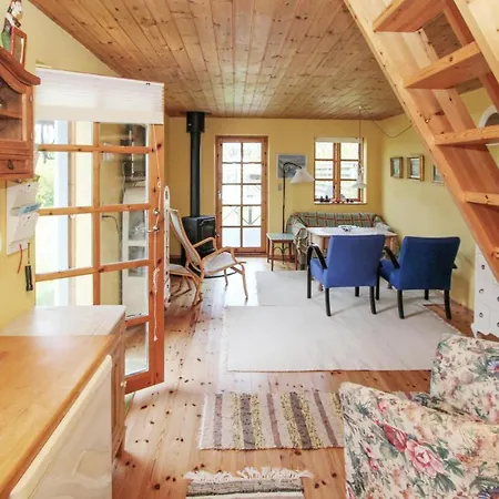 Amazing In Samso With 1 Bedroom Ballen (Samso)