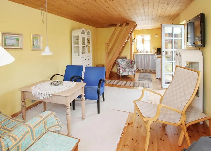 Amazing In Samso With 1 Bedroom Ballen (Samso)